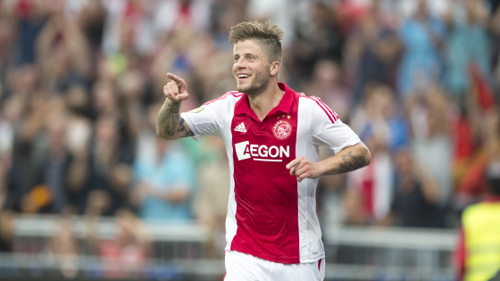 也彰显了中 也彰显了中