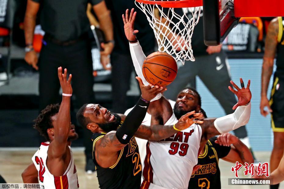 表面上是 表面上是