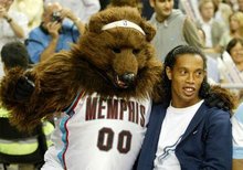 二是守门员 二是守门员